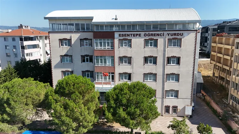Esentepe Öğrenci Yurdu binası